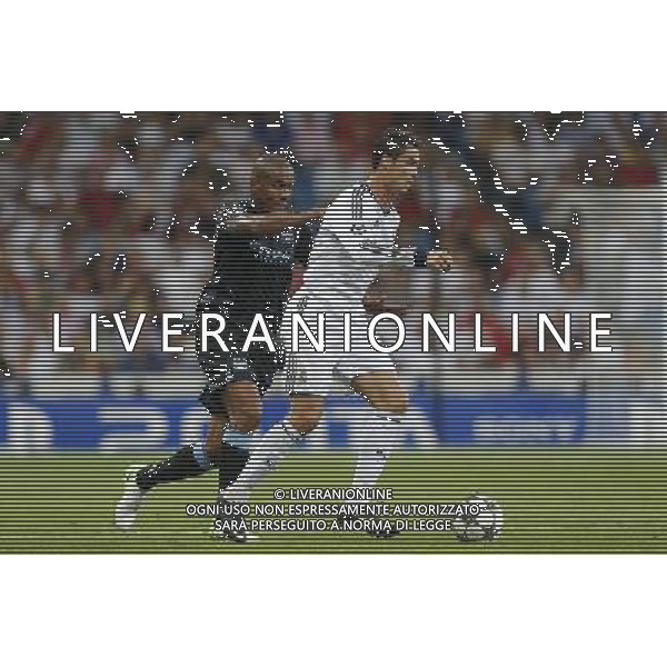 Real Madrid\'s Cristiano Ronaldo and Manchester City\'s Maicon during Champions League match on september 18th 2012. Photo: Cesar Cebola / ALFAQUI /Agenzia Aldo Liverani Sas - ITALY ONLY - EDITORIAL USE ONLY REAL MADRID - MANCHESTER CITY CHAMPIONS LEAGUE 18/09/2012