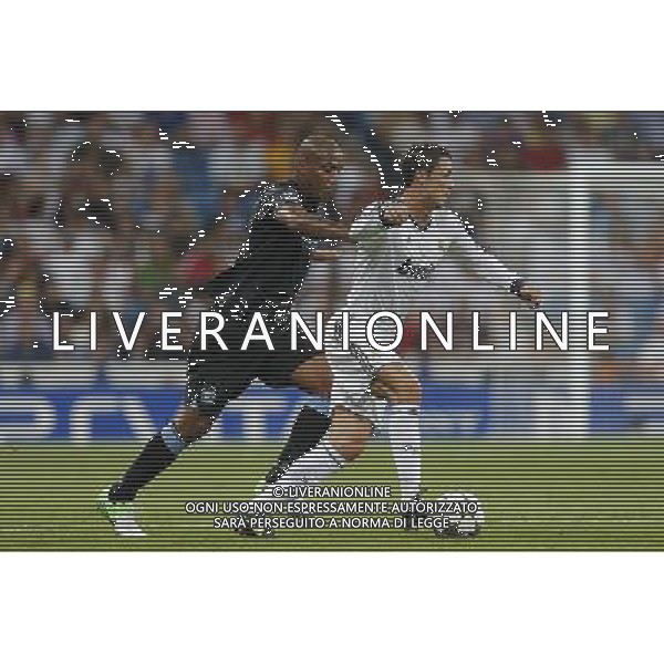 Real Madrid\'s Cristiano Ronaldo and Manchester City\'s Maicon during Champions League match on september 18th 2012. Photo: Cesar Cebola / ALFAQUI /Agenzia Aldo Liverani Sas - ITALY ONLY - EDITORIAL USE ONLY REAL MADRID - MANCHESTER CITY CHAMPIONS LEAGUE 18/09/2012
