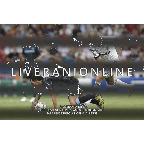 Real Madrid\'s Pepe and Manchester City\'s Carlos Tevez during Champions League match on september 18th 2012. Photo: Cesar Cebola / ALFAQUI /Agenzia Aldo Liverani Sas - ITALY ONLY - EDITORIAL USE ONLY REAL MADRID - MANCHESTER CITY CHAMPIONS LEAGUE 18/09/2012