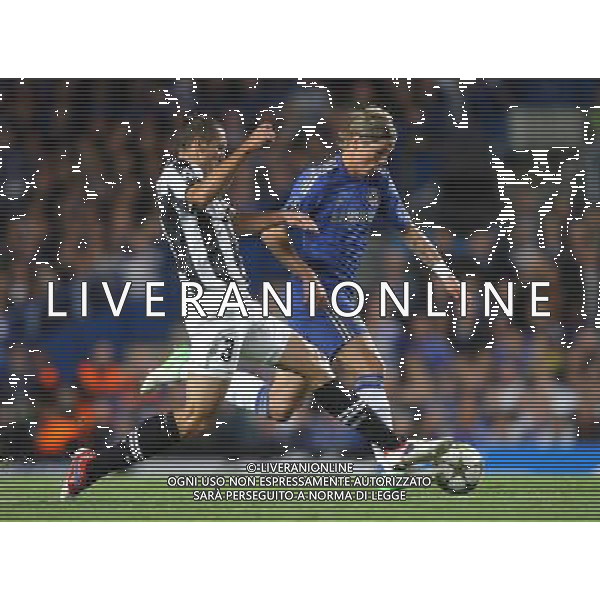 Juventus\' Giorgio Chiellini battles with Chelsea\'s Fernando Torres Football - UEFA Champions League Group E - Chelsea v Juventus - Wednesday 19th September 2012 - Stamford Bridge - London © CameraSport - 43 Linden Ave. Countesthorpe. Leicester. England. LE8 5PG - Tel: +44 (0) 116 277 4147 - admin@camerasport.com - www.camerasport.com AG ALDO LIVERANI S A S ONLY ITALY