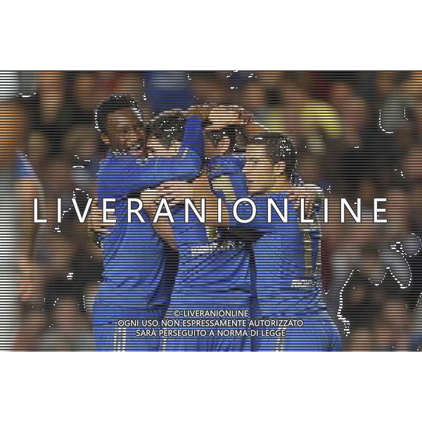 Chelsea\'s Oscar celebrates scoring his sides first goal 1-0 Football - UEFA Champions League Group E - Chelsea v Juventus - Wednesday 19th September 2012 - Stamford Bridge - London © CameraSport - 43 Linden Ave. Countesthorpe. Leicester. England. LE8 5PG - Tel: +44 (0) 116 277 4147 - admin@camerasport.com - www.camerasport.com AG ALDO LIVERANI S A S ONLY ITALY