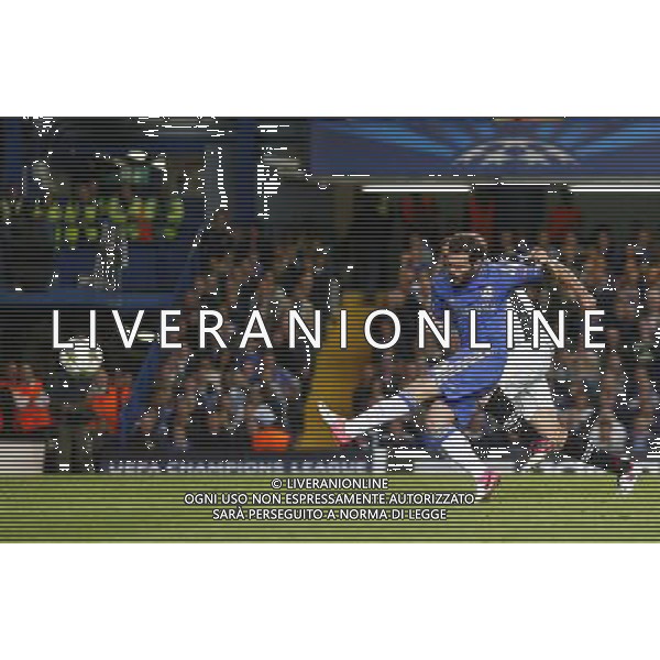 Chelsea\'s Juan Mata comes close for scoring Football - UEFA Champions League - Group E - group stage - Chelsea London v Juventus - 19th September 2012 - Stamford Bridge - London - UK Foto: Michal Zemanek / dla Newspix.pl --- Newspix.pl AG ALDO LIVERANI S A S ONLY ITALY *** Local Caption *** www.newspix.pl mail us: info@newspix.pl call us: 0048 022 23 22 222 --- Polish Picture Agency by Ringier Axel Springer Poland
