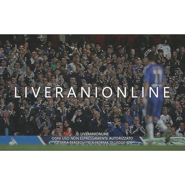 Chelsea\'s Oscar receives a standing ovation from Chelsea fans after being substituted Football - UEFA Champions League - Group E - group stage - Chelsea London v Juventus - 19th September 2012 - Stamford Bridge - London - UK Foto: Michal Zemanek / dla Newspix.pl --- Newspix.pl AG ALDO LIVERANI S A S ONLY ITALY *** Local Caption *** www.newspix.pl mail us: info@newspix.pl call us: 0048 022 23 22 222 --- Polish Picture Agency by Ringier Axel Springer Poland
