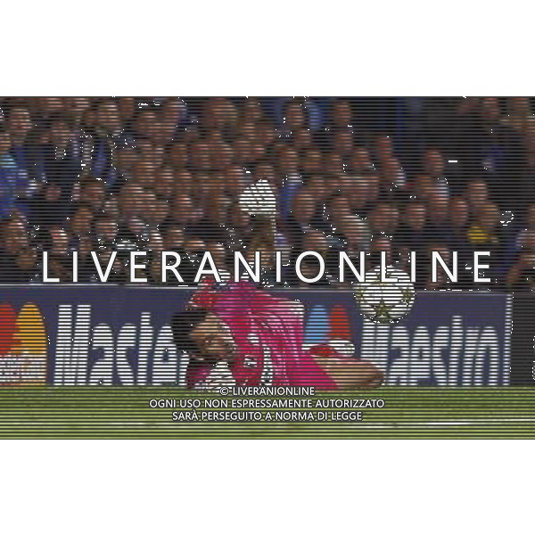 Juventus Gianluigi Buffon makes a save Football - UEFA Champions League - Group E - group stage - Chelsea London v Juventus - 19th September 2012 - Stamford Bridge - London - UK Foto: Michal Zemanek / dla Newspix.pl --- Newspix.pl AG ALDO LIVERANI S A S ONLY ITALY *** Local Caption *** www.newspix.pl mail us: info@newspix.pl call us: 0048 022 23 22 222 --- Polish Picture Agency by Ringier Axel Springer Poland