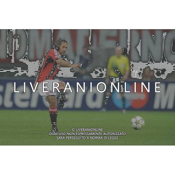 MILANO, 18-09-2012 / ©FOTO GIORGIO RAVEZZANI UEFA CHAMPIONS LEAGUE MILAN-ANDERLECHT 0-0 NELLA FOTO: MARIO YEPES AG ALDO LIVERANI S A S