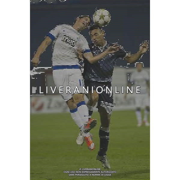 (120919) -- ZAGREB, Sept. 19, 2012 () -- Porto\'s James Rodriguez (L) jumps for the ball against Dinamo Zagreb\'s Adrian Calello during a Group A Champions League soccer match at the Maksimir Stadium in Zagreb, Croatia, Sept. 18, 2012. Porto won 2-0. (/Miso Lisanin) AG ALDO LIVERANI S A S ONLY ITALY