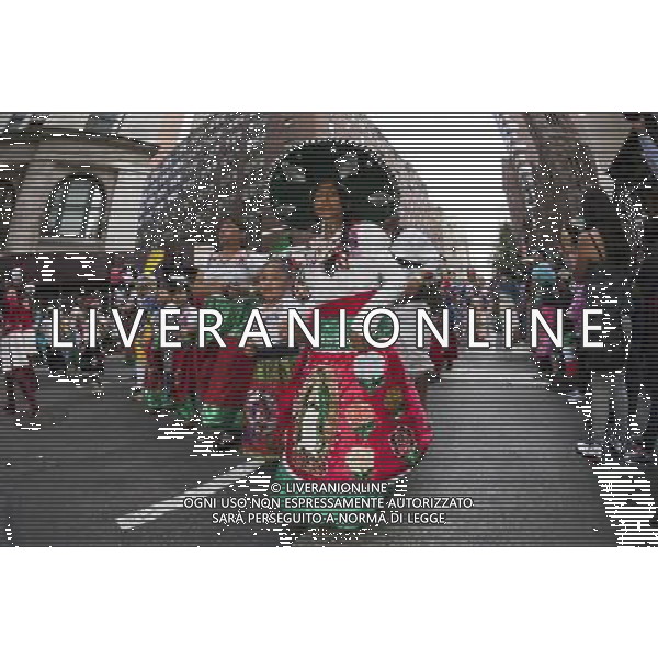 Mexican-Americans gather on Madison Avenue in New York on Sunday, September 16, 2012 for the annual Mexican Independence Day Parade. The parades that take place from the spring into the fall in New York celebrate the cultural diversity of the city. (å Richard B. Levine) ©photoshot/AGENZIA ALDO LIVERANI SAS - ITALY ONLY - Marcia dell\'orgoglio ispanico durante la parata annuale messicana sulla Madison Avenue a New York 16 SETTEMBRE 2012