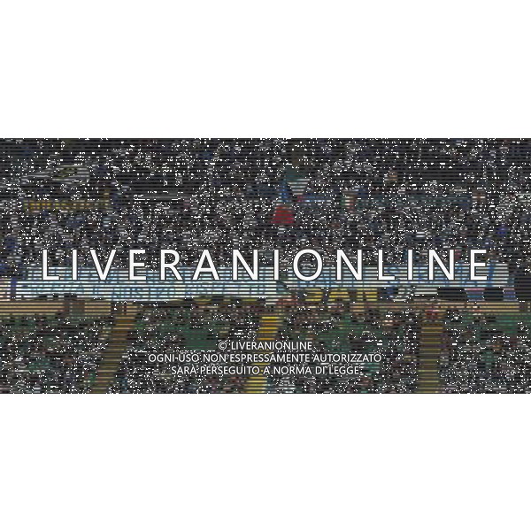 MILANO, 20-09-2012 / ©FOTO GIORGIO RAVEZZANI EUROPA LEAGUE INTER-RUBIN KAZAN 2-2 NELLA FOTO: STRISCIONE TIFOSI INTER 