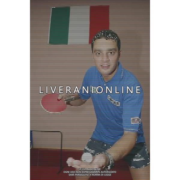 Senigallia, 01 / 08 / 2004 Pre - Olimpiadi di Atene 2004 Nazionale Maschile di Tennis Tavolo Nella foto: Massimiliano Mondello ph Simone Rosa / Aldo Liverani