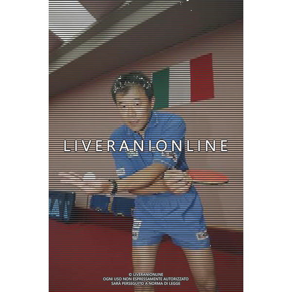 Senigallia, 01 / 08 / 2004 Pre - Olimpiadi di Atene 2004 Nazionale Maschile di Tennis Tavolo Nella foto: Yang Min ph Simone Rosa / Aldo Liverani