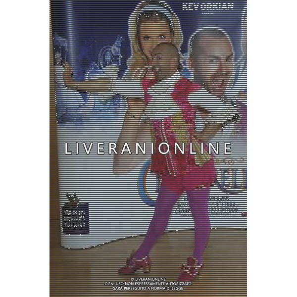 louie spence at the press launch for the MILTON KEYNES THEATRE Pantomime Cinderella (07 Dec Ð 06 Jan) - ©PHOTOSHOT/AGENZIA ALDO LIVERANI SAS - ITALY ONLY - EDITORIAL USE ONLY