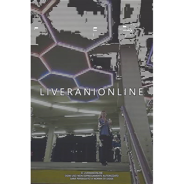 The Bleecker Street to Broadway-Laffayette stations\' transfer has its grand opening in the New York subway on Tuesday, September 25, 2012. Because of the quirky nature of the subway system, which were originally three competing companies, various transfers between neighboring stations were never built. The transfer from the IND at Broadway-Lafayette to the uptown IRT Bleecker Street is one of them. The bane of many commuters existence, the $127 million transfer is now available, complete with five new elevators and an LED artwork entitled \'Hive\' on the ceiling. Â©photoshot/Agenzia Aldo Liverani ITALY ONLY vedute citta\' di New York