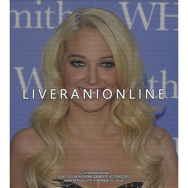 Tulisa Contostavlos signing her autobiography \'Honest - My Story So Far\' at WHSmith, Milton Keynes Buckinghamshire, England - 27.09.12 - AG ALDO LIVERANI S A S ONLY ITALY