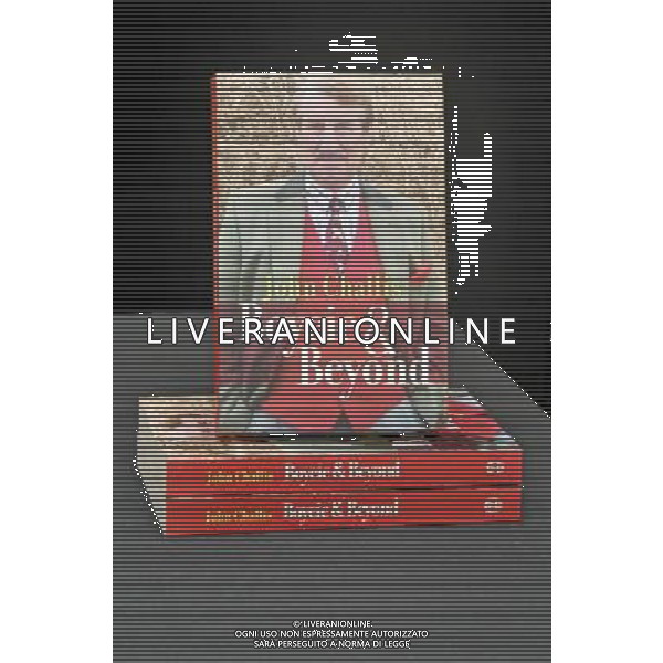 John Challis\' his new book \'Boycie \' Beyond\' at Waterstones, The Liberty Shopping Centre, Romford, Essex on Saturday 29 September 2012. AG ALDO LIVERANI S A S ONLY ITALY