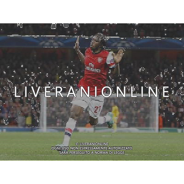 Arsenal\'s Kouassi Gervais \'Gervinho\' Yao celebrates scoring the opening goal 1-0 Football - UEFA Champions League Group B - Arsenal v Olympiakos FC - Wednesday 3rd October 2012 - Emirates Stadium - London © CameraSport - 43 Linden Ave. Countesthorpe. Leicester. England. LE8 5PG - Tel: +44 (0) 116 277 4147 - admin@camerasport.com - www.camerasport.com AG ALDO LIVERANI S A S ONLY ITALY