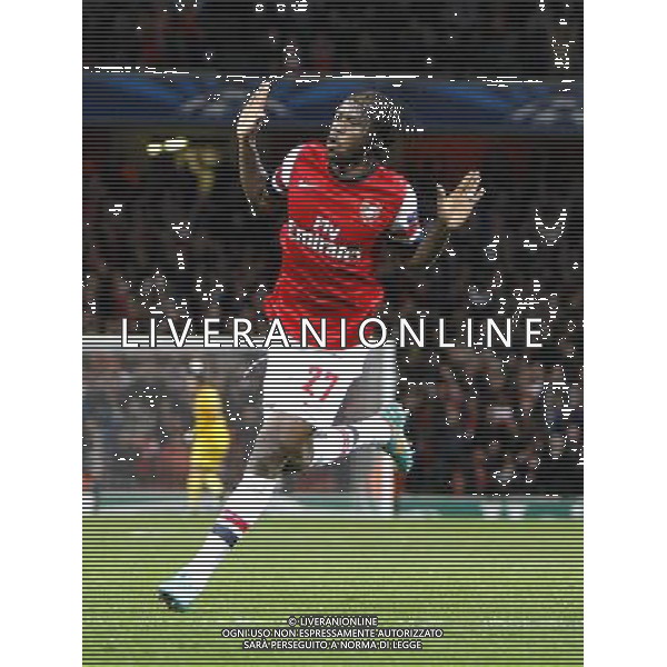Arsenal\'s Kouassi Gervais \'Gervinho\' Yao celebrates scoring the opening goal 1-0 Football - UEFA Champions League Group B - Arsenal v Olympiakos FC - Wednesday 3rd October 2012 - Emirates Stadium - London © CameraSport - 43 Linden Ave. Countesthorpe. Leicester. England. LE8 5PG - Tel: +44 (0) 116 277 4147 - admin@camerasport.com - www.camerasport.com AG ALDO LIVERANI S A S ONLY ITALY