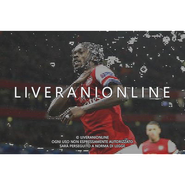 Arsenal\'s Kouassi Gervais \'Gervinho\' Yao celebrates scoring the opening goal 1-0 Football - UEFA Champions League Group B - Arsenal v Olympiakos FC - Wednesday 3rd October 2012 - Emirates Stadium - London © CameraSport - 43 Linden Ave. Countesthorpe. Leicester. England. LE8 5PG - Tel: +44 (0) 116 277 4147 - admin@camerasport.com - www.camerasport.com AG ALDO LIVERANI S A S ONLY ITALY