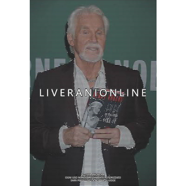 Singer/Songwriter Kenny Rogers promotes his memoir \'Luck Or Something Like It\' at Barnes \' Noble Citigroup Center on October 3, 2012 in New York City. AG ALDO LIVERANI S A S ONLY ITALY