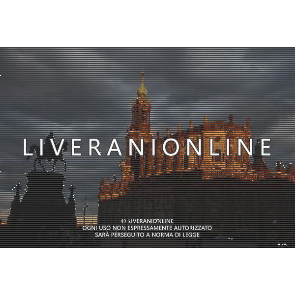 (121003) -- SACHSEN, Oct. 3, 2012 () -- A church bathed in the dusk is seen in Dresden, capital of Sachsen, eastern Germany, on Oct. 3, 2012. (/Ma Ning) AG ALDO LIVERANI S A S ONLY ITALY