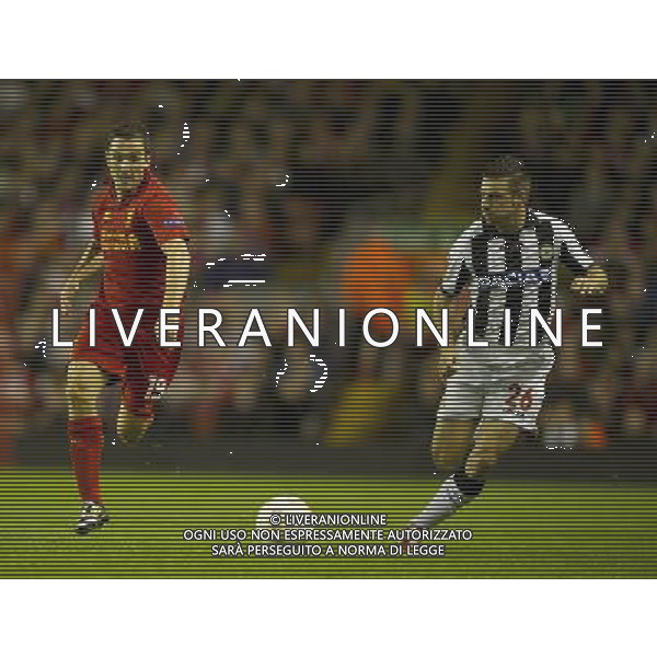 Liverpool\'s Stewart Downing and Udinese\'s Giovanni Pasquale Football - UEFA Europa League Group A - Liverpool v Udinese - Thursday 4th October 2012 - Anfield - Liverpool - å© CameraSport - 43 Linden Ave. Countesthorpe. Leicester. England. LE8 5PG - Tel: +44 (0) 116 277 4147 - admin@camerasport.com - www.camerasport.co /AGENZIA ALDO LIVERANI SAS - ITALY ONLY - EDITORIAL USE ONLY
