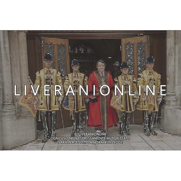 The newly elected Lord Mayor Lord Roger Gifford (M) and current Lord Mayor Alderman David Wootton pose for photographers outside the Great Hall, Guildhall, in London. ©PHOTOSHOT/AGENZIA ALDO LIVERANI SAS - ITALY ONLY - EDITORIAL USE ONLY