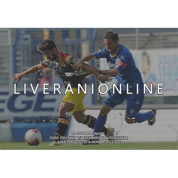 Campionato di Calcio Lega Pro Prima Divisione Girone A 2012/2013 5Â°Giornata Como - 07.10.2012 Como-Lecce Nella Foto:de rose-ardito /Ph.Vitez-Ag. Aldo Liverani