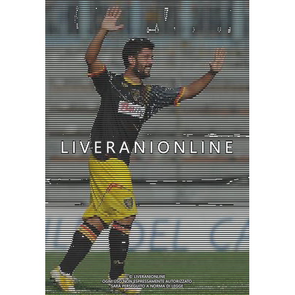 Campionato di Calcio Lega Pro Prima Divisione Girone A 2012/2013 5Â°Giornata Como - 07.10.2012 Como-Lecce Nella Foto:De Rose Francesco esultanza /Ph.Vitez-Ag. Aldo Liverani