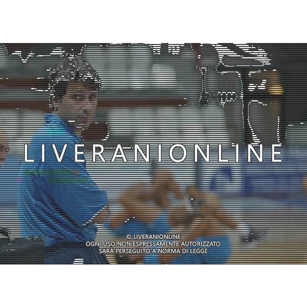 MASNAGO (VA) 9/8/2004 PALAIGNIS ULTIMI ALLENAMENTI DELLA NAZIONALE DI PALLAVOLO PRIMA DELLA PARTENZA PER LE OLIMPIADI DI ATENE NELLA FOTO L\' ALLENATORE GIAMPAOLO MONTALI FOTO MARIO ROMANO/AG ALDO LIVERANI 