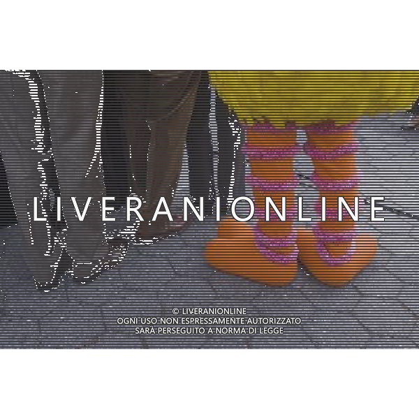 Big Bird joins other dignitaries as Sesame Street celebrates it\'s 40th anniversary with the unveiling of a temporary street sign on Broadway in New York on Monday, November 9, 2009. Puppeteers, characters from the show, executives and other workers all gathered to celebrate the permanence of the educational television program and it\'s multitude of co-branded ancillary products. Sesame Street launched on November 10, 1969 and is now seen in over 140 countries. ( Richard B. Levine) ©photoshot/AGENZIA ALDO LIVERANI SAS - ITALY ONLY - EDITORIAL USE ONLY