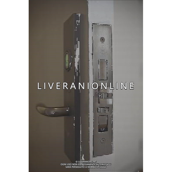 A mortise type lock in an apartment door in New York is seen on Saturday, october 6, 2012. (Œ Richard B. Levine) ©photoshot/AGENZIA ALDO LIVERANI SAS - ITALY ONLY - EDITORIAL USE ONLY