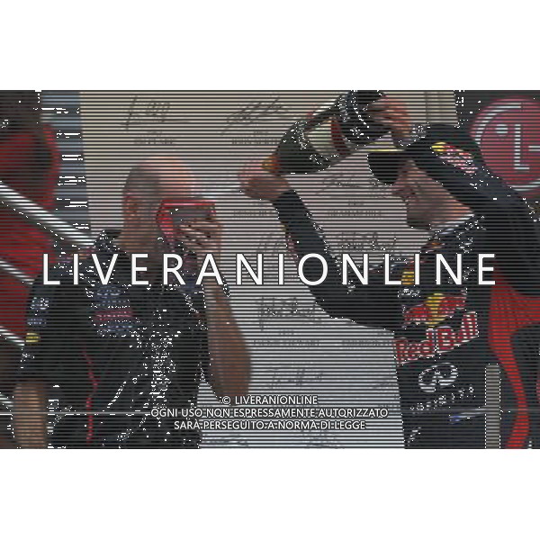 Adrian Newey (GBR) Red Bull Racing Chief Technical Officer with 2nd place Mark Webber (AUS), Red Bull Racing 14.10.2012. Formula 1 World Championship, Rd 16, Korean Grand Prix, Yeongam, Korea, Race Day - www.xpbimages.com, EMail: requests@xpbimages.com - copy of publication required for printed pictures. Every used picture is fee-liable. © Copyright: Batchelor / XPB Images AG ALD LIVERANI S A S ONLY ITALY