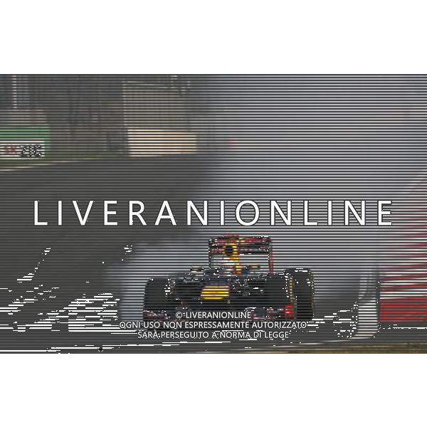 Sebastian Vettel (GER), Red Bull Racing 14.10.2012. Formula 1 World Championship, Rd 16, Korean Grand Prix, Yeongam, Korea, Race Day - www.xpbimages.com, EMail: requests@xpbimages.com - copy of publication required for printed pictures. Every used picture is fee-liable. © Copyright: Charniaux / XPB Images AG ALD LIVERANI S A S ONLY ITALY