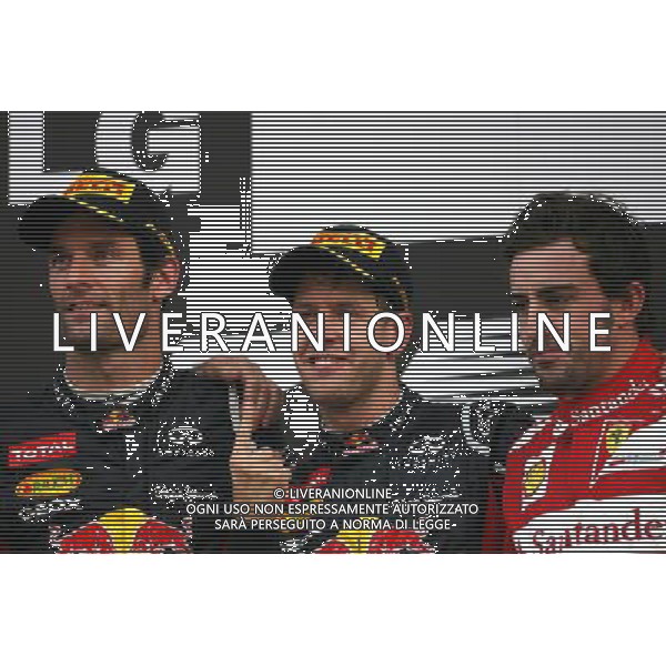 Mark Webber (AUS), Red Bull Racing, Sebastian Vettel (GER), Red Bull Racing and Fernando Alonso (ESP), Scuderia Ferrari 14.10.2012. Formula 1 World Championship, Rd 16, Korean Grand Prix, Yeongam, Korea, Race Day - www.xpbimages.com, EMail: requests@xpbimages.com - copy of publication required for printed pictures. Every used picture is fee-liable. © Copyright: Charniaux / XPB Images AG ALD LIVERANI S A S ONLY ITALY