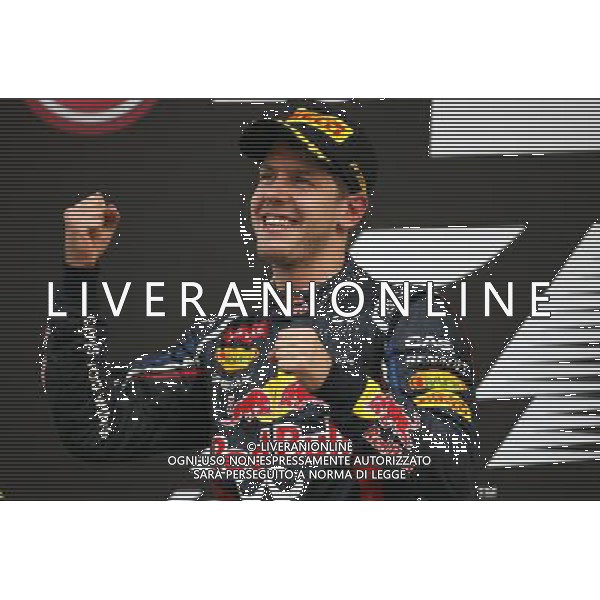 Sebastian Vettel (GER), Red Bull Racing 14.10.2012. Formula 1 World Championship, Rd 16, Korean Grand Prix, Yeongam, Korea, Race Day - www.xpbimages.com, EMail: requests@xpbimages.com - copy of publication required for printed pictures. Every used picture is fee-liable. © Copyright: Charniaux / XPB Images AG ALD LIVERANI S A S ONLY ITALY