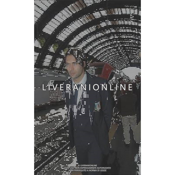 MILANO STAZIONE CENTRALE 15/10/2012 ARRIVO NAZIONALE ITALIANA DI CALCIO PER L\'INCONTRO CON LA DANIMARCA QUALIF BRASILE 2014 NELLA FOTO SIRIGU FOTO MARIO ROMANO-AG ALDO LIVERANI S A S