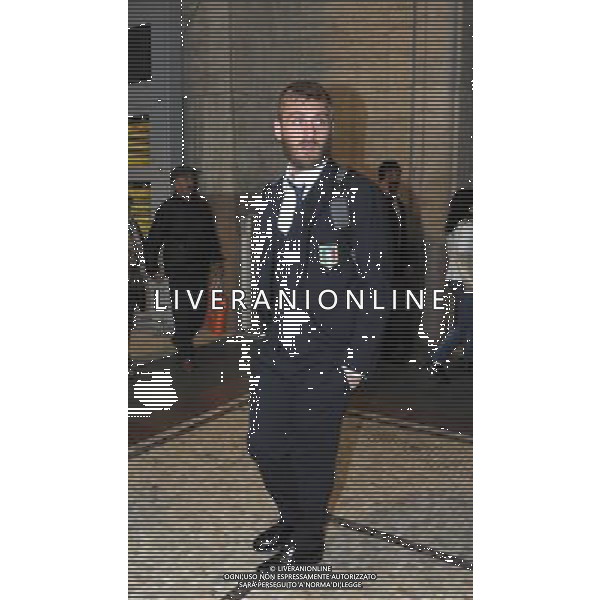 MILANO STAZIONE CENTRALE 15/10/2012 ARRIVO NAZIONALE ITALIANA DI CALCIO PER L\'INCONTRO CON LA DANIMARCA QUALIF BRASILE 2014 NELLA FOTO DANIELE DE ROSSI FOTO MARIO ROMANO-AG ALDO LIVERANI S A S