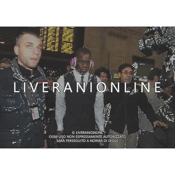 MILANO STAZIONE CENTRALE 15/10/2012 ARRIVO NAZIONALE ITALIANA DI CALCIO PER L\'INCONTRO CON LA DANIMARCA QUALIF BRASILE 2014 NELLA FOTO MARIO BALOTELLI FOTO MARIO ROMANO-AG ALDO LIVERANI S A S