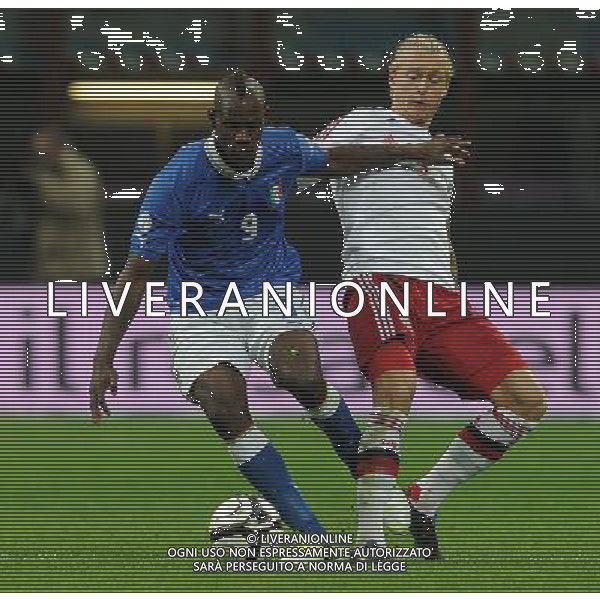 Qualificazioni ai Campionati Mondiali di Calcio Brasile FIFA 2014 Gruppo B Milano- 16.10.2012 Italia-Danimarca Nella Foto:balotelli-kjaer /Ph.Vitez-Ag. Aldo Liverani