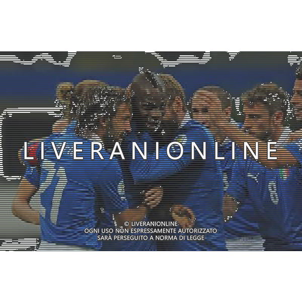 Italia-Danimarca Qualificazioni ai Campionati Mondiali di Calcio Brasile FIFA 2014 Gruppo B Milano- 16.10.2012 nella foto esultanza dopo il gol di mario balotelli con Andrea Pirlo e Daniele De Rossi ©Ravezzani/AGENZIA ALDO LIVERANI SAS