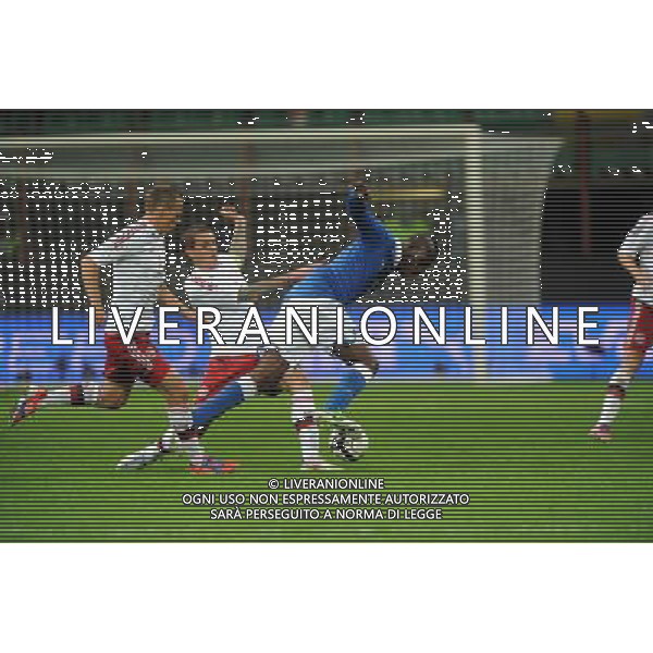 Italia-Danimarca Qualificazioni ai Campionati Mondiali di Calcio Brasile FIFA 2014 Gruppo B Milano- 16.10.2012 NELLA FOTO : DANIEL AGGER-MARIO BALOTELLI ©Ravezzani/AGENZIA ALDO LIVERANI SAS