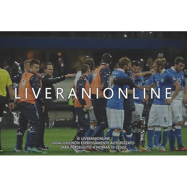 Italia-Danimarca Qualificazioni ai Campionati Mondiali di Calcio Brasile FIFA 2014 Gruppo B Milano- 16.10.2012 NELLA FOTO : ESULTANZA DI CESARE PRANDELLI CON I GIOCATORI A FINE GARA ©Ravezzani/AGENZIA ALDO LIVERANI SAS