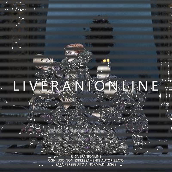 English National Ballet. \'Sleeping Beauty\'. Vadim Muntagirov, Tamara Rojo and Daria Klimentova. ©photoshot/AGENZIA ALDO LIVERANI SAS - ITALY ONLY - Ballerini del balletto nazionale Inglese mettono in scena \'La bella Addormentata\'. Vadim Muntagirov, Tamara Rojo e Daria Klimentova.