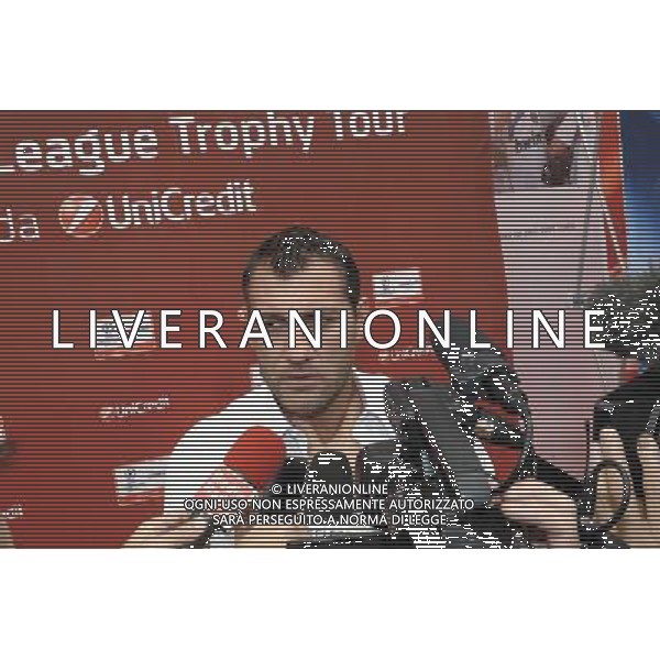 La \'Coppa dalle grandi orecchie\' a piazza del Popolo ospita la nona e ultima tappa della \'Champions League Trophy Tour 2012\' - Roma, 19 ottobre 2012 nella foto christian vieri ©Corradetti/AGENZIA ALDO LIVERANI SAS 