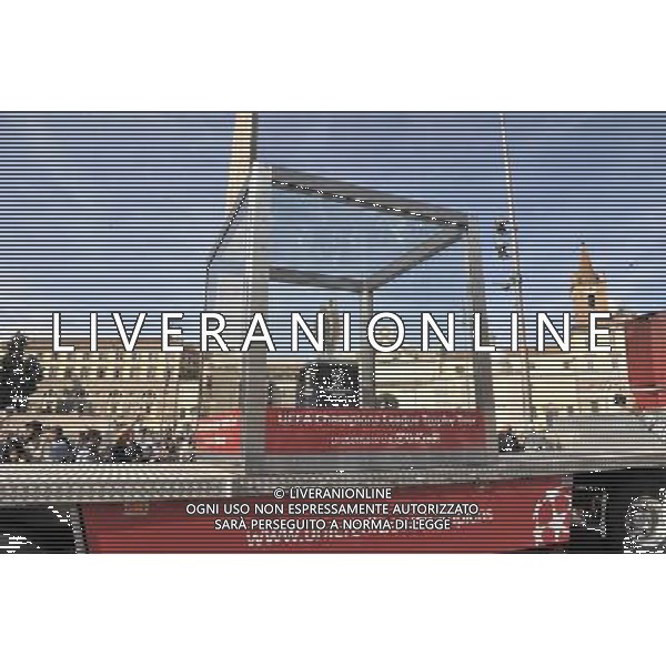 La \'Coppa dalle grandi orecchie\' a piazza del Popolo ospita la nona e ultima tappa della \'Champions League Trophy Tour 2012\' - Roma, 19 ottobre 2012 ©Corradetti/AGENZIA ALDO LIVERANI SAS 