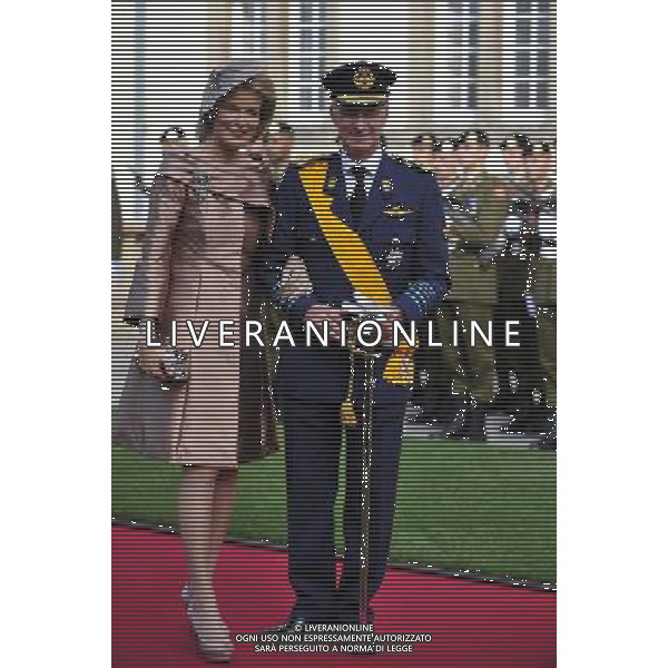 (121020) -- LUXEMBOURG, Oct. 20, 2012 () -- Belgium\'s Crown Prince Philippe and Princess Mathilde arrive to attend the religious wedding service of Crown Prince Guillaume of Luxembourg and Belgian Countess Stephanie de Lannoy, at the Notre-Dame Cathedral in Luxembourg, Oct. 20, 2012. (/Ye Pingfan) ©photoshot/Agenzia Aldo Liverani Sas - ITALY ONLY - Matrimonio religioso tra il Granduca erede al trono di Lussemburgo Guillaume e la contessa Belga Stephanie de Lannoy nella Cattedrale di Nostra Signora di Lussemburgo 20 ottobre 2012.
