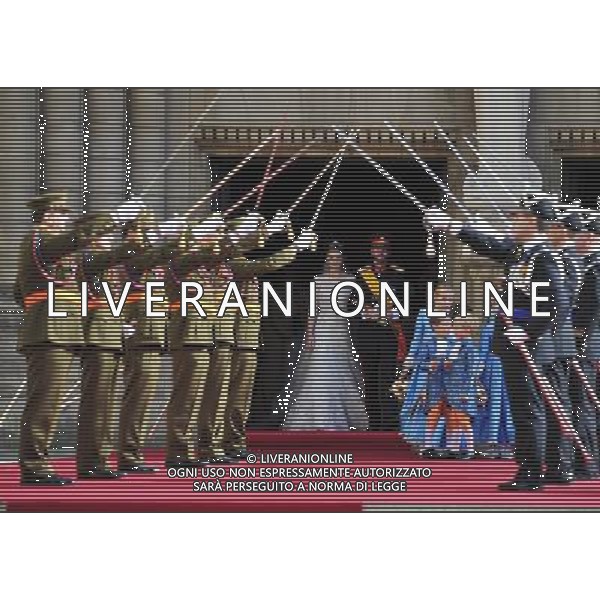(121020) -- LUXEMBOURG, Oct. 20, 2012 () -- Luxembourg\'s Hereditary Grand Duke Guillaume and his wife Princess Stephanie, Hereditary Grand Duchess of Luxembourg, walk out from the Notre-Dame Cathedral after their religious wedding service in Luxembourg, Oct. 20, 2012. (/Ye Pingfan) ©photoshot/Agenzia Aldo Liverani Sas - ITALY ONLY - Matrimonio religioso tra il Granduca erede al trono di Lussemburgo Guillaume e la contessa Belga Stephanie de Lannoy nella Cattedrale di Nostra Signora di Lussemburgo 20 ottobre 2012.