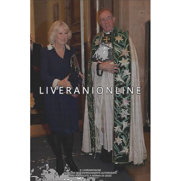 ©photohsot/AGENZIA ALDO LIVERANI SAS - ITALY ONLY - REALI INGLESI: Camilla d\'inghilterra, Duchessa di Cornovaglia durante la commemorazione dei caduti nei conflitti del 21mo secolo nella chiesa di St Brides a Londra 22 Ottobre 2012.