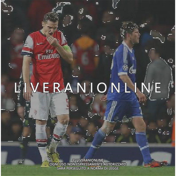 Arsenal\'s Thomas Vermaelen shows his dejection as Schalke take a 2-0 lead Football - UEFA Champions League Group B - Arsenal v Schalke - Wednesday 24th October 2012 - Emirates Stadium - London © CameraSport - 43 Linden Ave. Countesthorpe. Leicester. England. LE8 5PG - Tel: +44 (0) 116 277 4147 - admin@camerasport.com - www.camerasport.com AG ALDO LIVERANI S A S ONLY ITALY