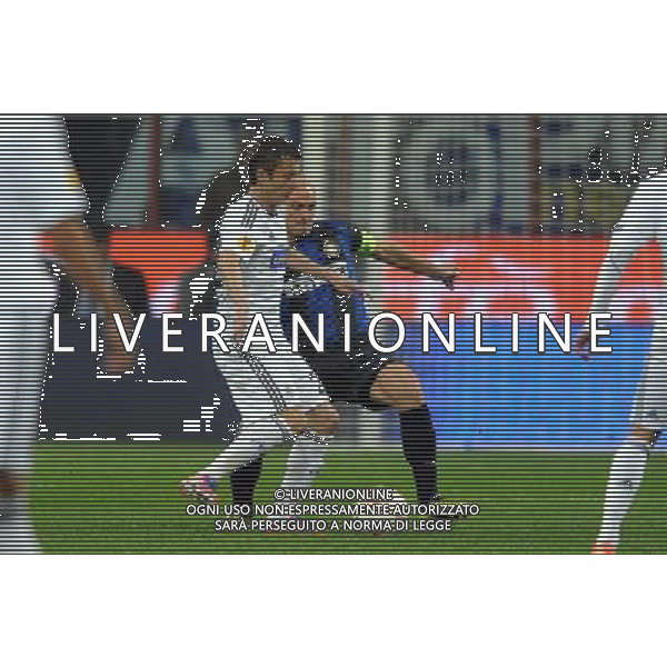 MILANO, 25-10-2012 / å©FOTO GIORGIO RAVEZZANI UEFA EUROPA LEAGUE INTER-PARTIZAN BELGRADO NELLA FOTO : TOMIC-CAMBIASSO AG ALDO LIVERANI S A S