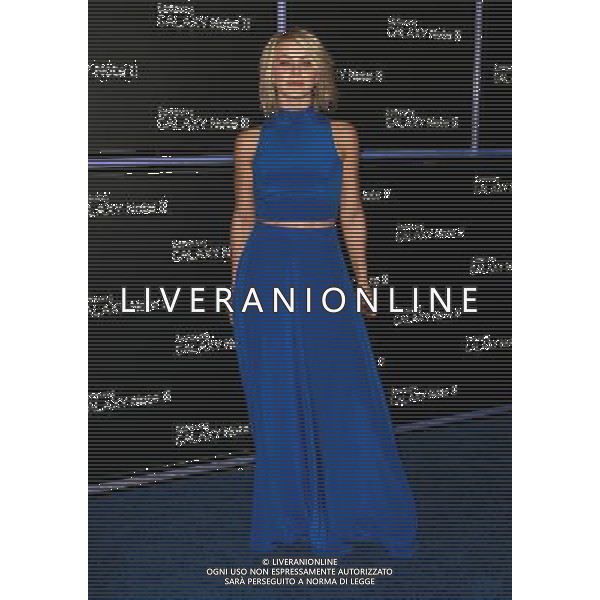 25 October 2012 - Beverly Hills, California - Julianne Hough. Samsung Mobile Launch Party For The New Samsung Galaxy Note II Held At Private Residence. Photo Credit: Kevan Brooks/AdMedia 25 October 2012 - Beverly Hills, California - Kate Walsh. Samsung Mobile Launch Party For The New Samsung Galaxy Note II Held At Private Residence. Photo Credit: Kevan Brooks/AdMedia /AGENZIA ALDO LIVERANI SAS/ITALY ONLY - EDITORIAL USE ONLY